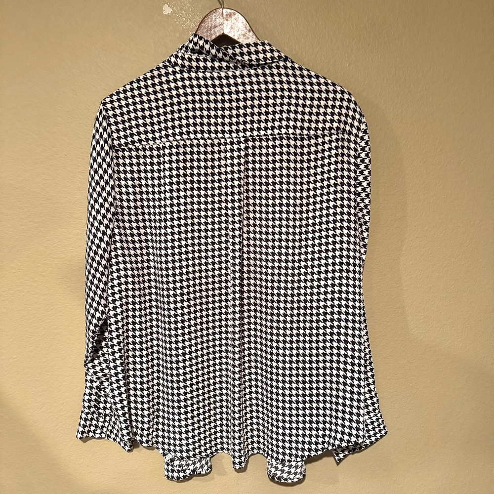 Torrid Madison Georgette Houndstooth Button Up Sh… - image 8